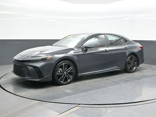 Used 2026  Toyota XSE image 5