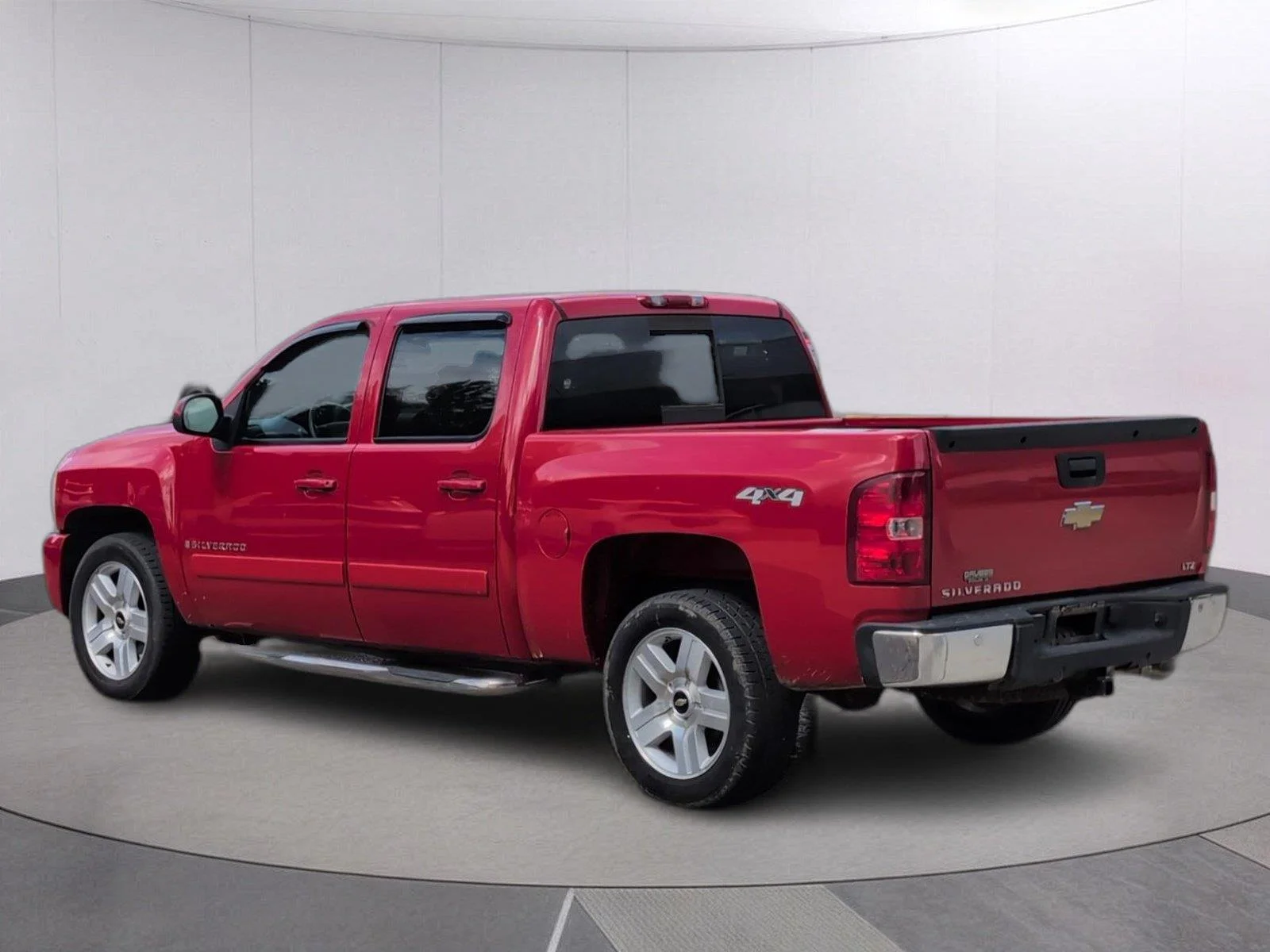 Used 2008 VICTORY RED Chevrolet LTZ image 3