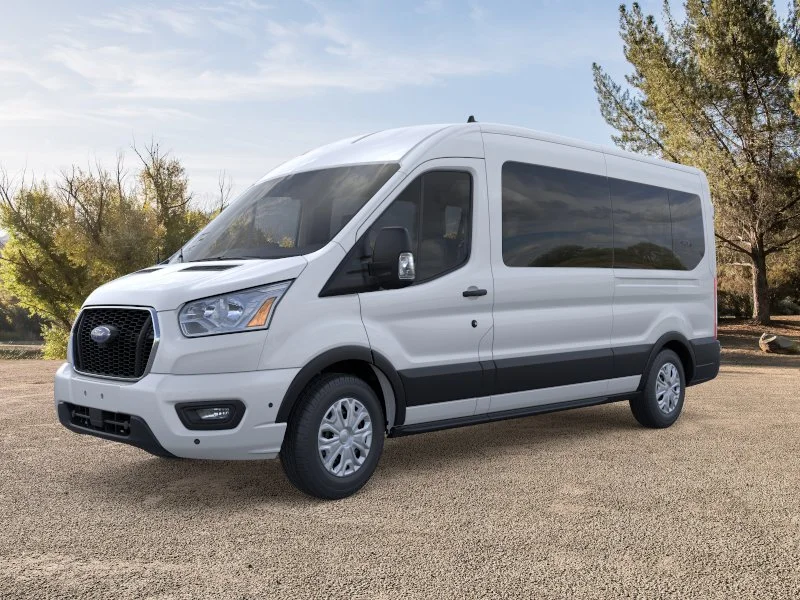 New 2025 Oxford White Ford Passenger Van XLT image 23