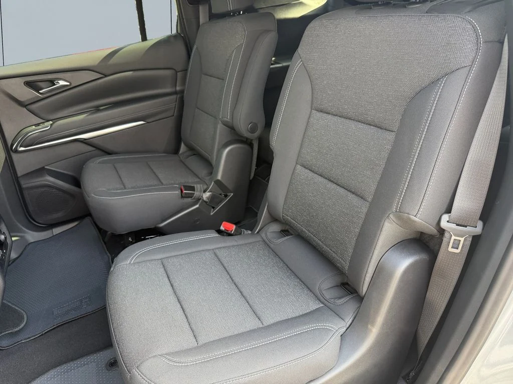 New 2027 Sterling Gray Metallic Chevrolet LT image 16
