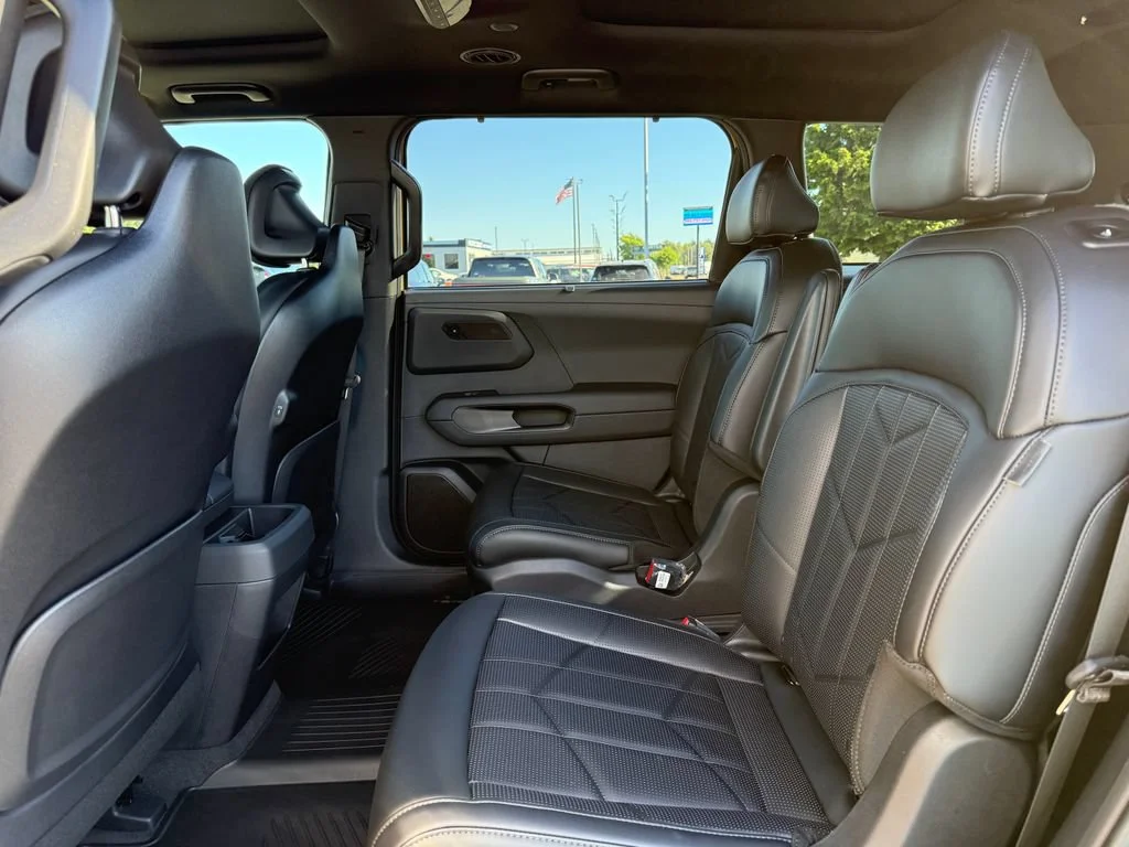 New 2027 Terrain Brown Kia X-Line SX image 15