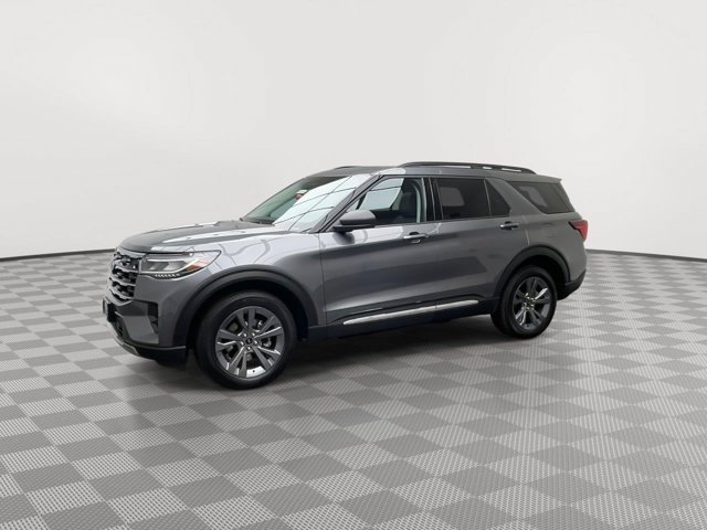 Used 2025 Carbonized Gray Ford Active image 40