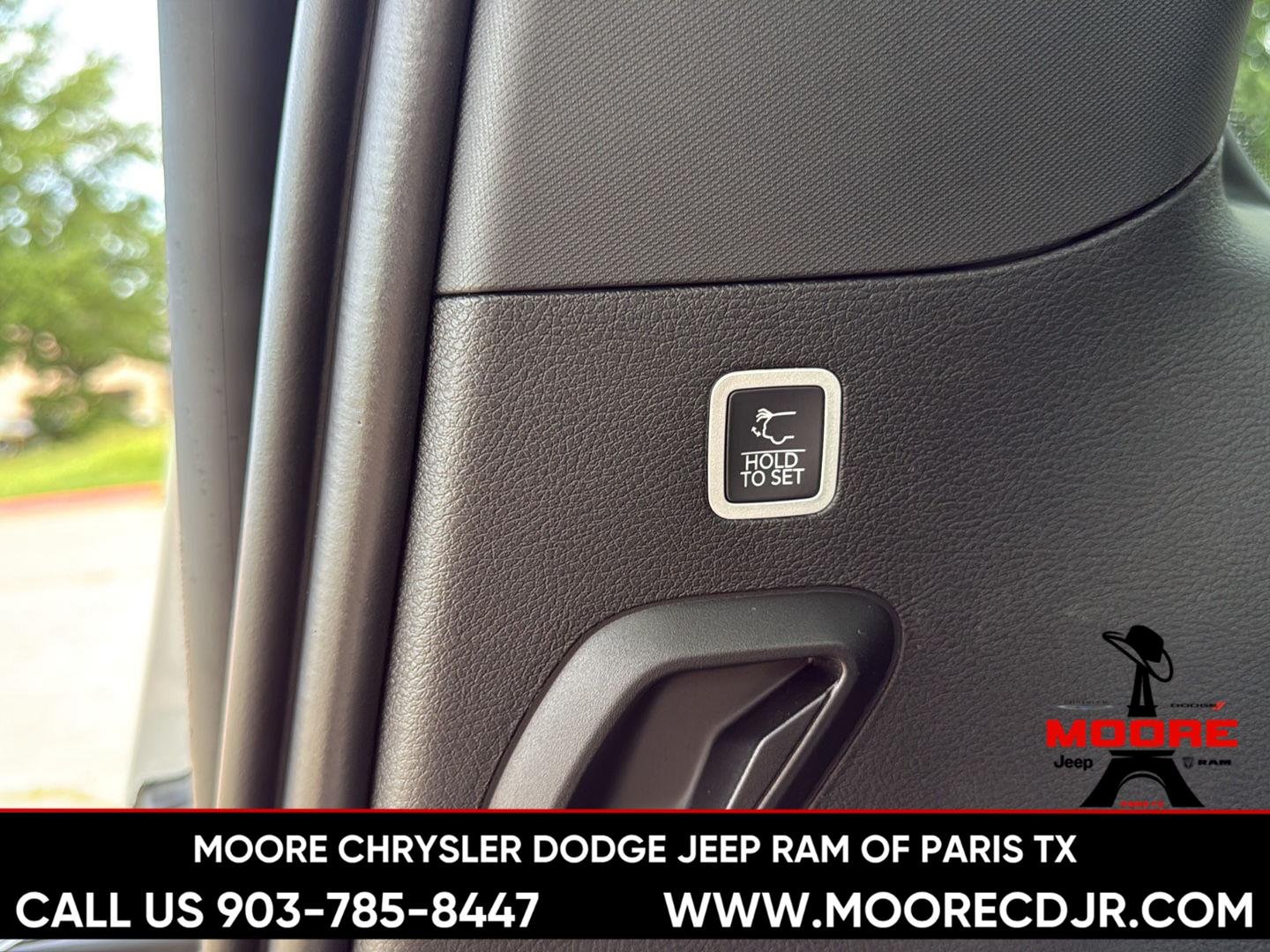New 2026 Bright White Clearcoat Jeep  image 36
