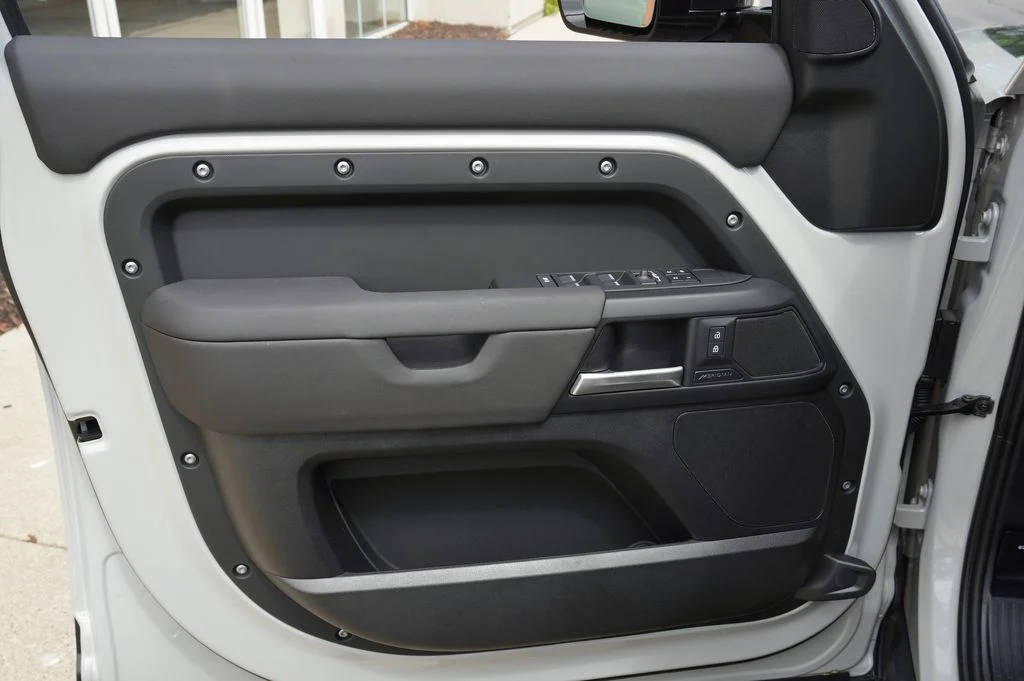 New 2026 Borasco Grey Land Rover S image 10
