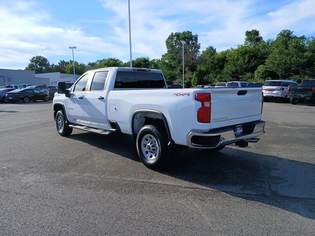 Used 2025 White Chevrolet Work Truck image 6