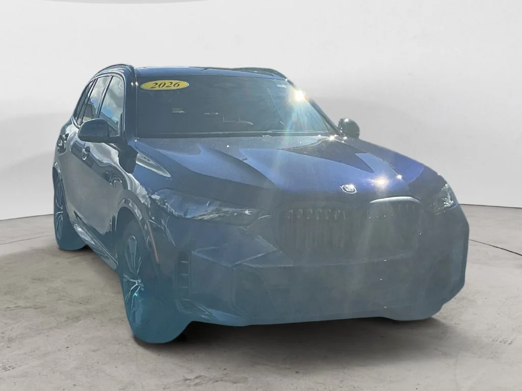 Used 2026 Blue BMW xDrive50e image 3