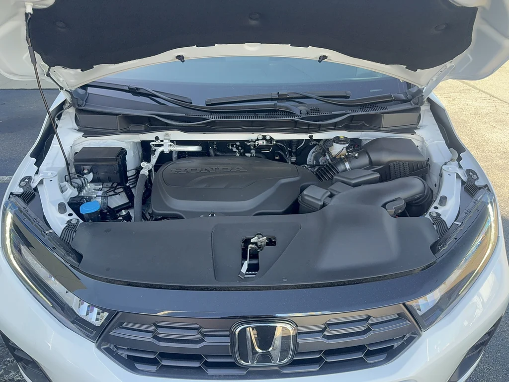 New 2027 Platinum White Pearl Honda EX-L image 16