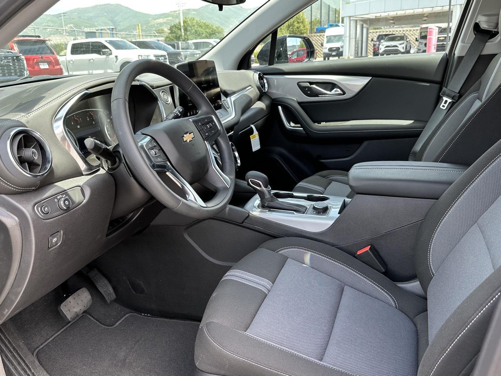 New 2026 Sterling Gray Metallic Chevrolet 2LT image 23
