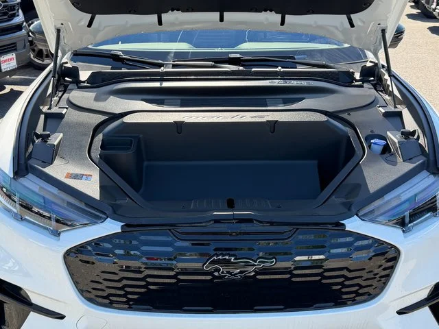 New 2026 Star White Metallic Tri-coat Ford GT image 38