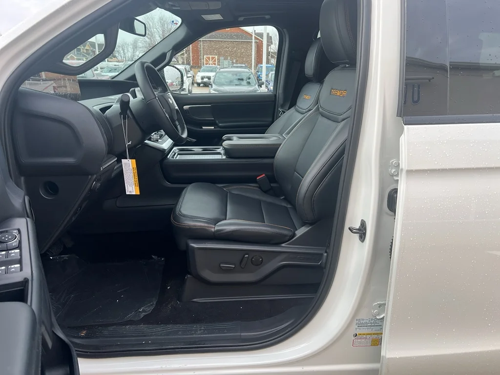 New 2026 Star White Metallic Tri-Coat Ford Tremor® image 12