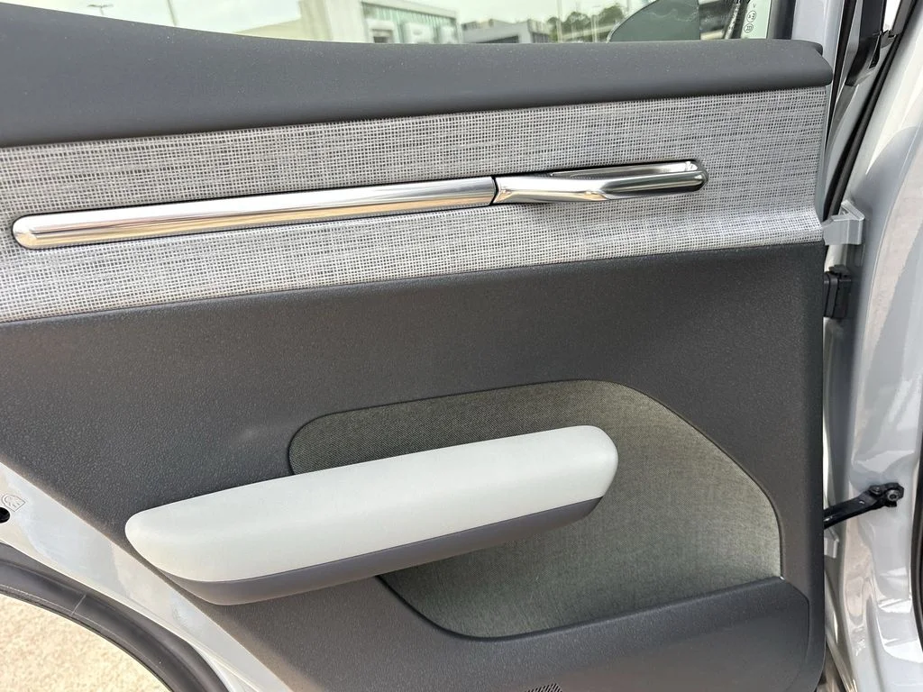 New 2026 Vapour Grey Volvo Ultra image 20