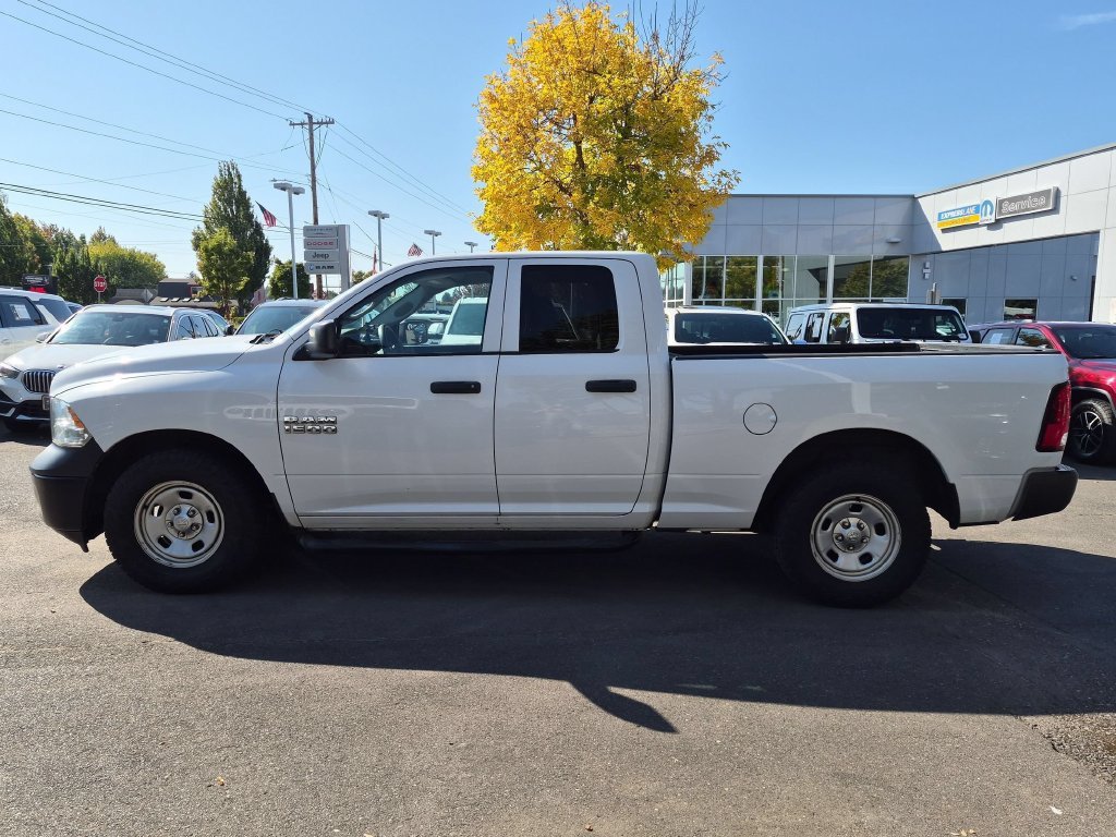 Used 2015 Bright White Clearcoat Ram Tradesman image 4
