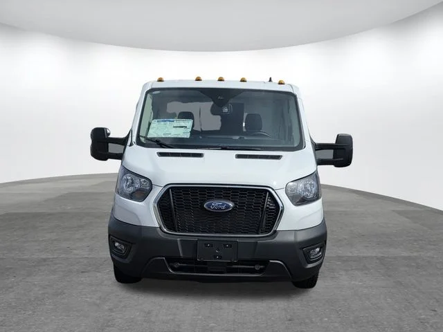 New 2025 Oxford White Ford Cutaway image 20