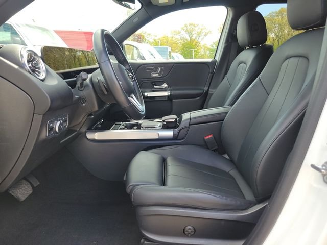 Certified Used 2023  Mercedes-Benz GLB 250 image 18