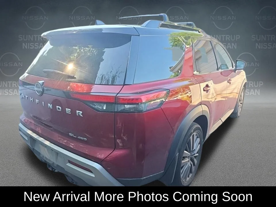 Used 2024 Red Nissan SL image 3