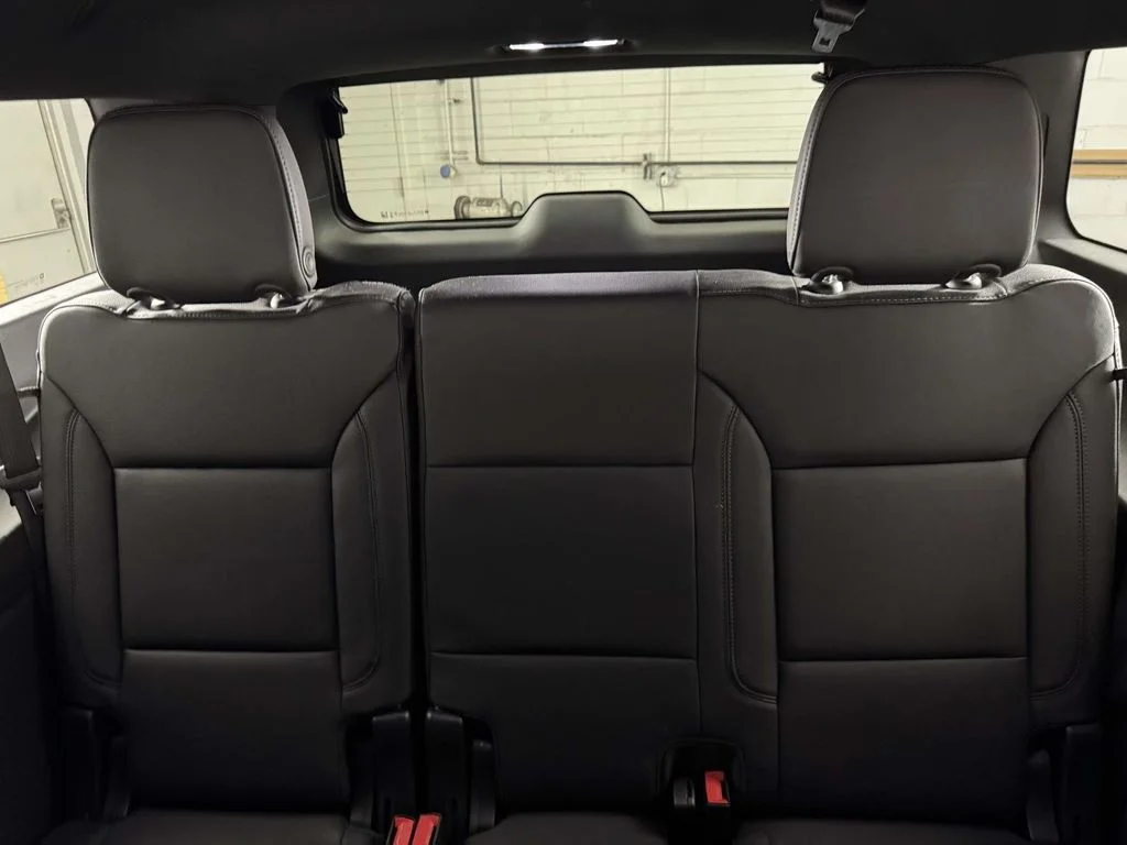 Used 2024 White Chevrolet LT image 31