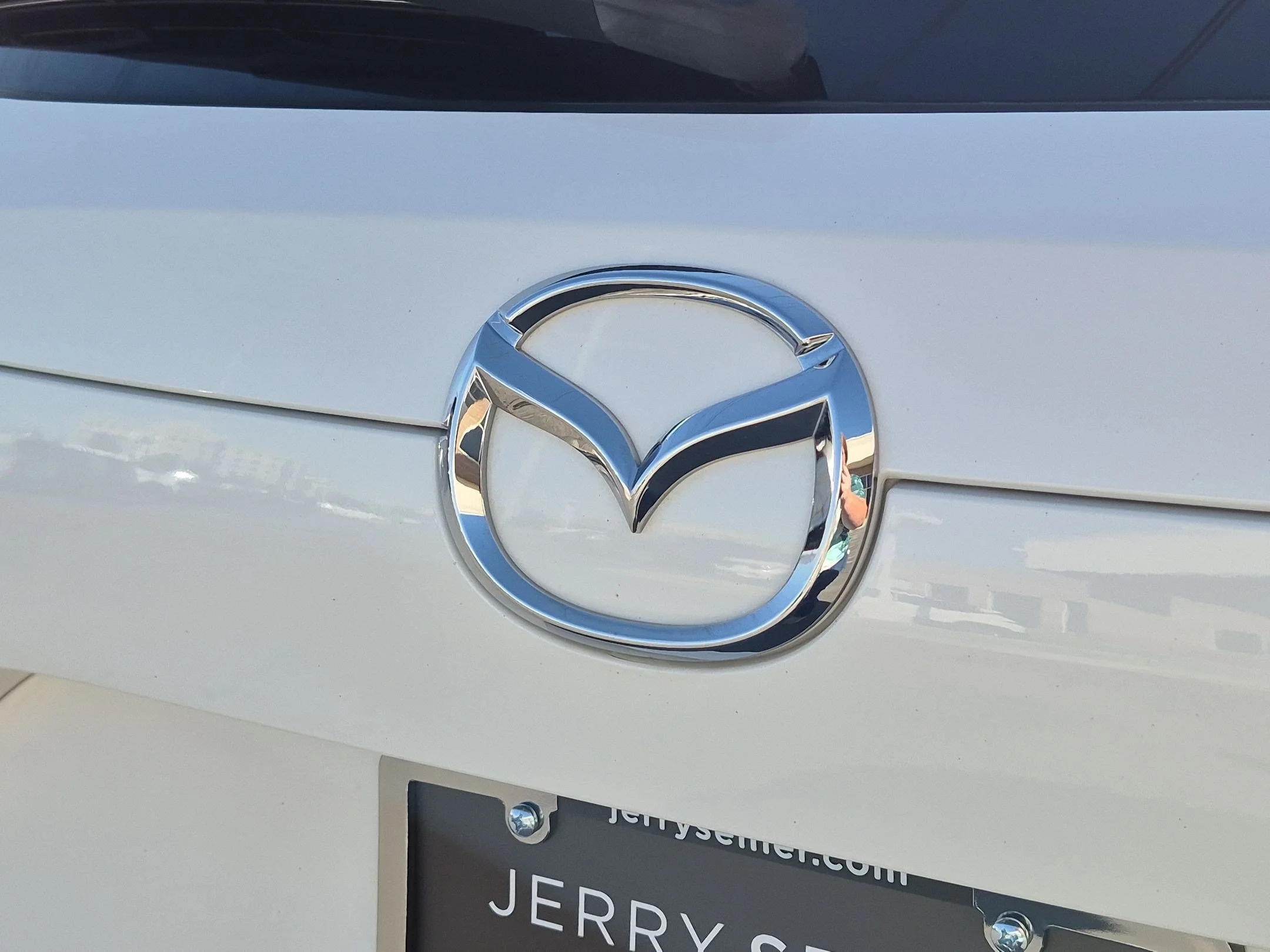 Used 2019 Snowflake White Pearl Mica Mazda Grand Touring image 14