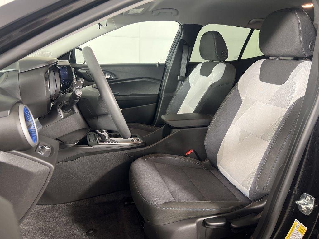Used 2025 Black Metallic Chevrolet LS image 26