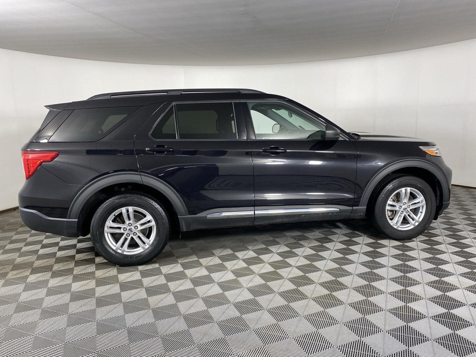 Used 2022 Agate Black Ford XLT image 11
