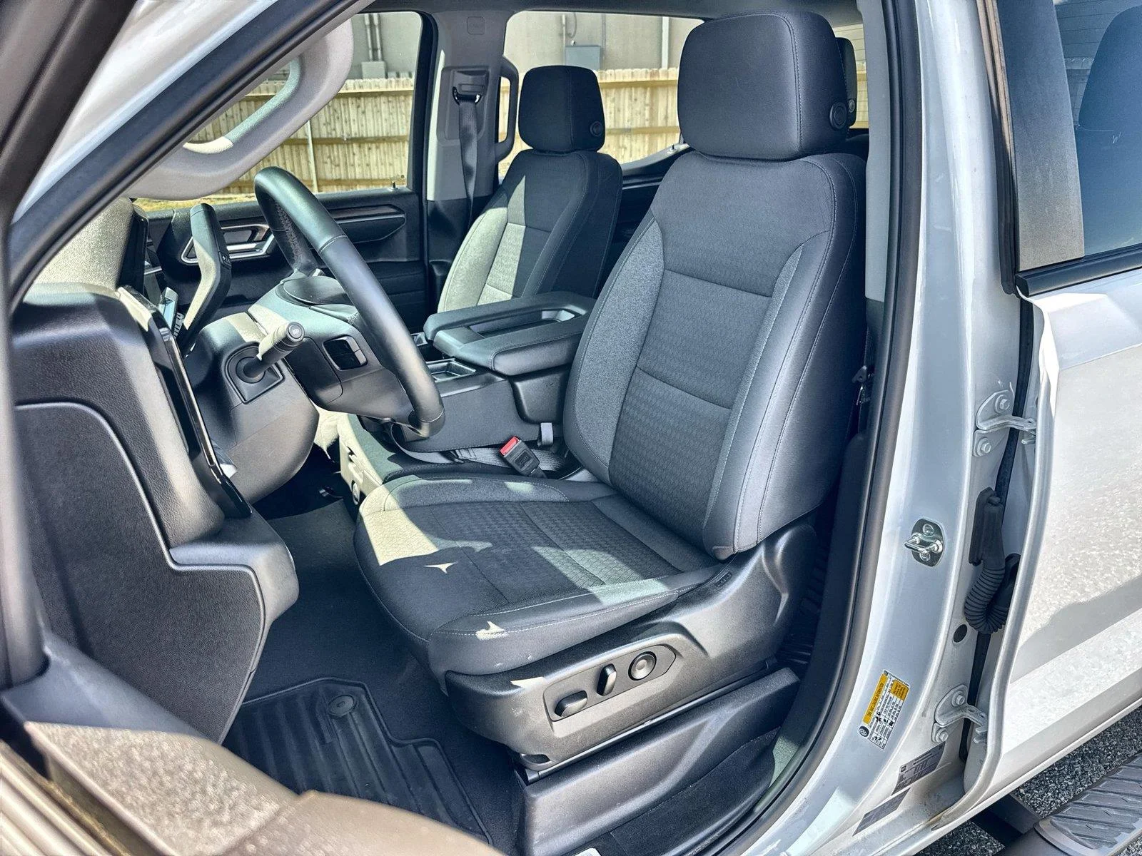 Certified Used 2025 Summit White Chevrolet RST image 19
