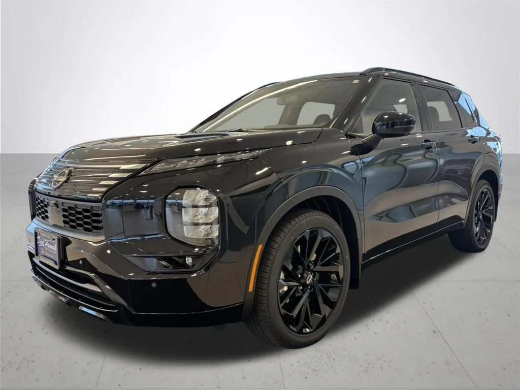 New 2026 Black Nissan Platinum image 2