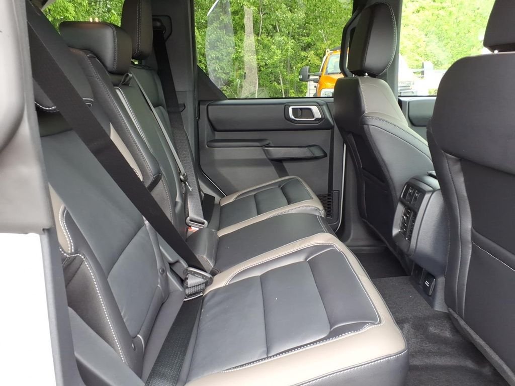 New 2026 Avalanche Gray Ford Outer Banks® image 11