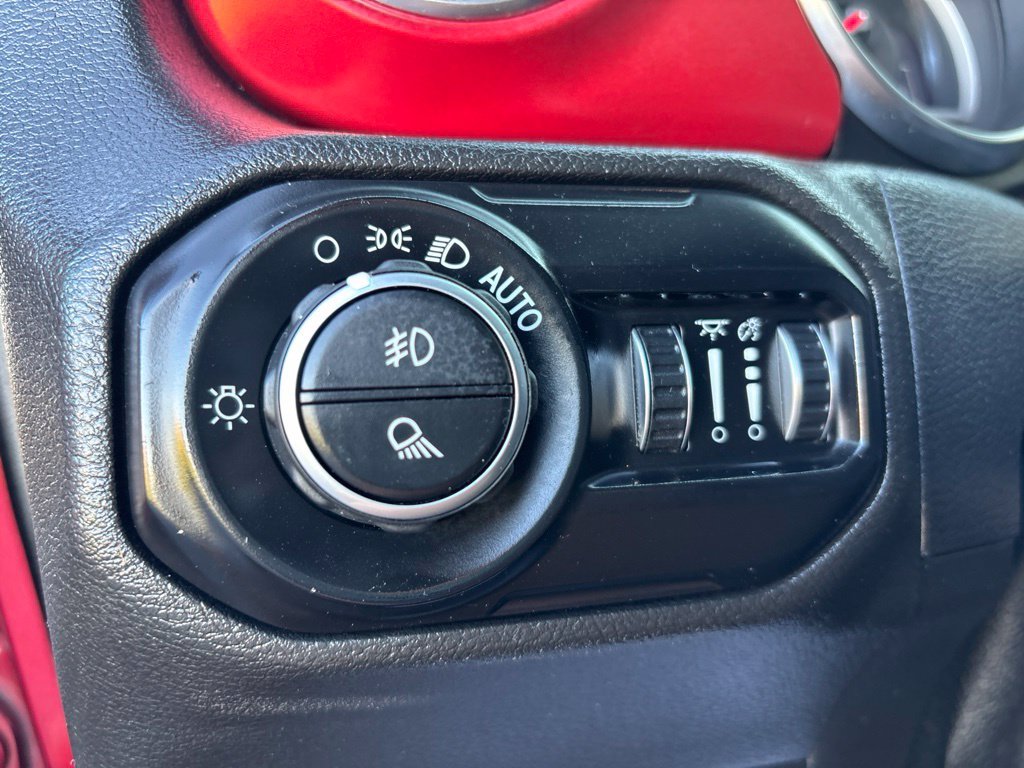 Used 2021 Red Jeep Rubicon image 15