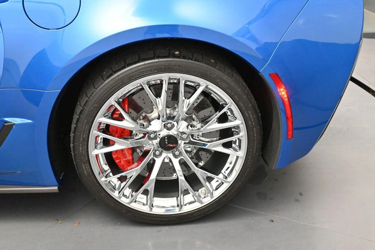 Used 2016 LAGUNA BLUE METALLIC TINTCOAT Chevrolet Z06 3LZ image 36