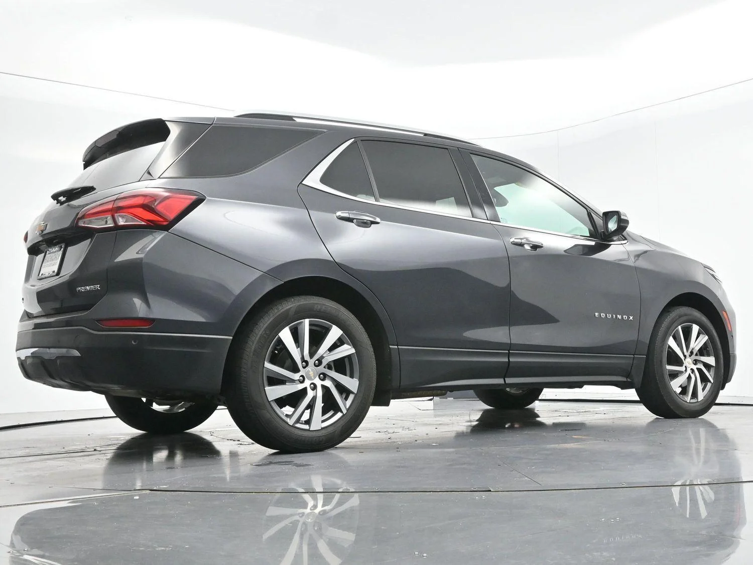 Used 2022 Iron Gray Metallic Chevrolet Premier image 56