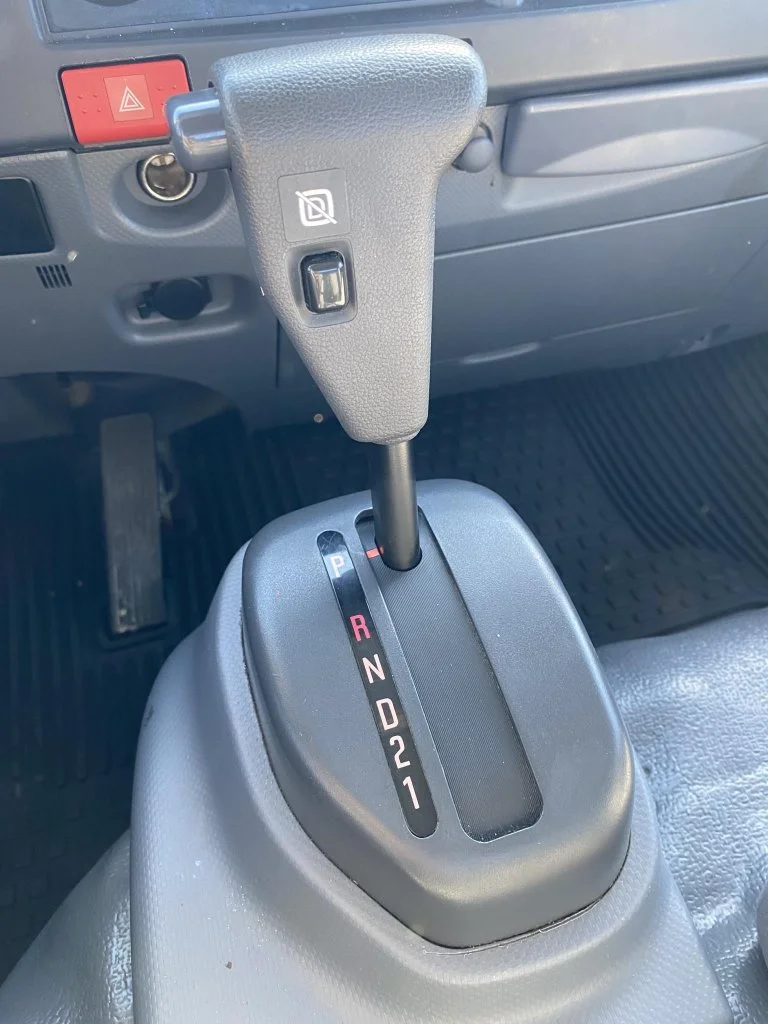 Used 2019  Isuzu Rollback image 24