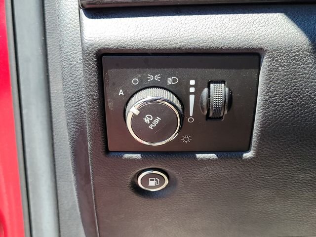 Used 2014 Red Jeep Laredo image 17