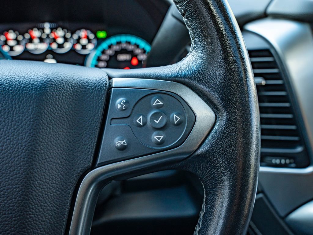 Used 2020 Black Chevrolet Premier image 21