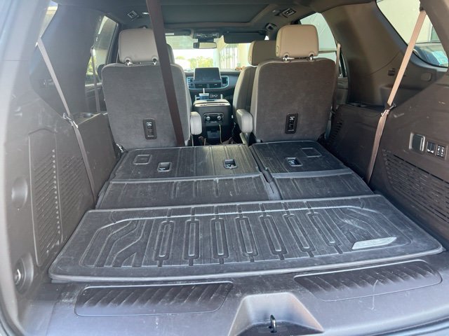 Used 2024 Blue GMC SLT image 2