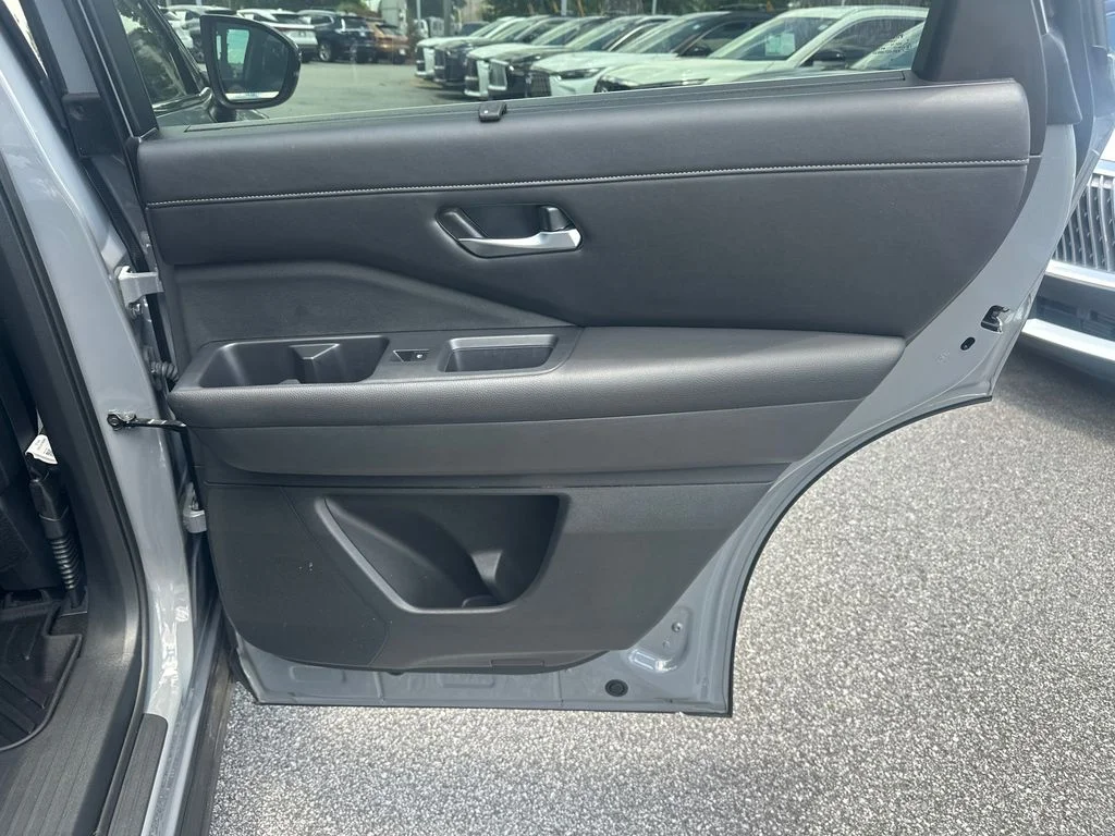 Used 2024 Gray Nissan SL image 14