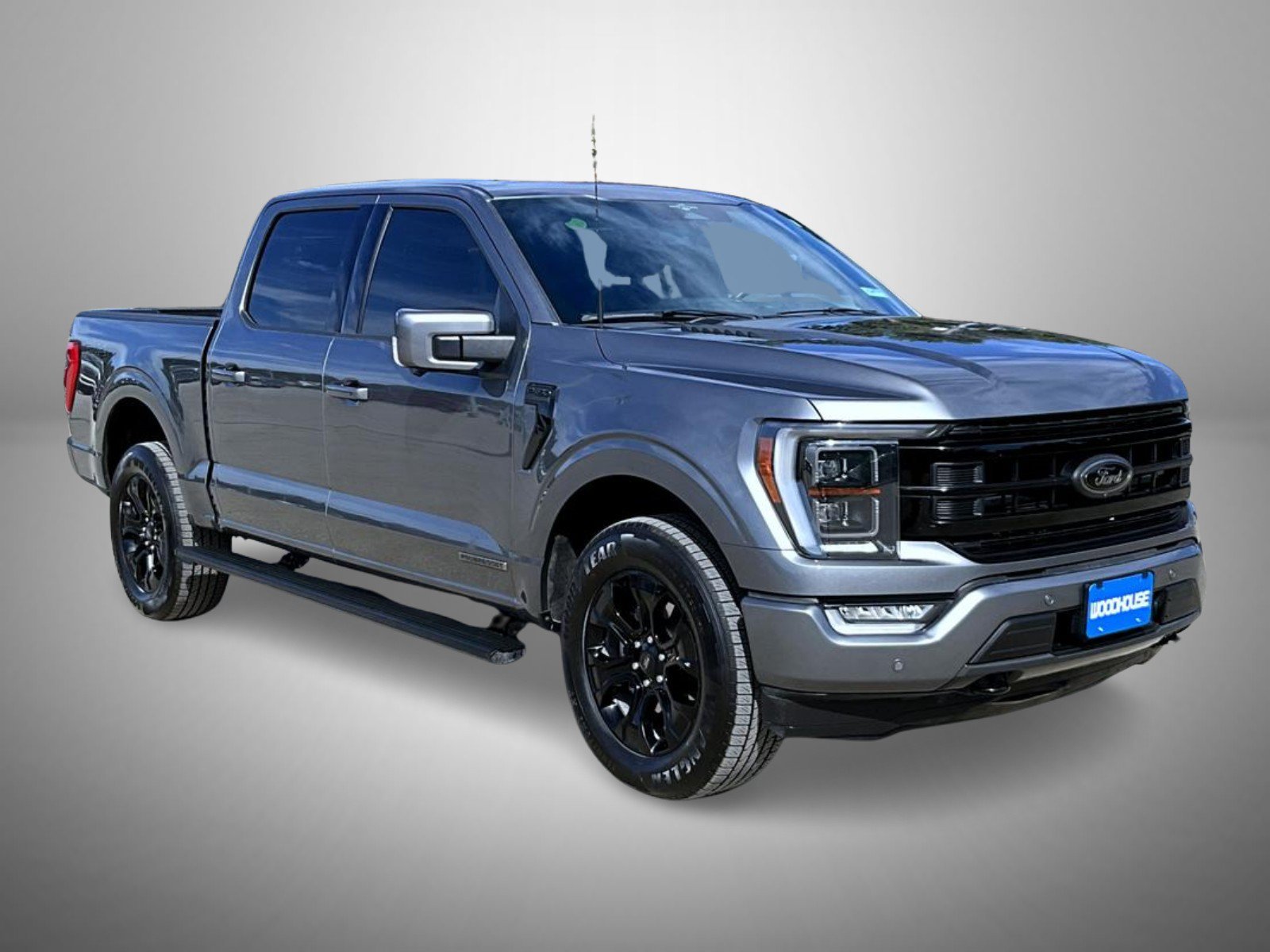 Used 2023 Gray Ford Lariat image 3
