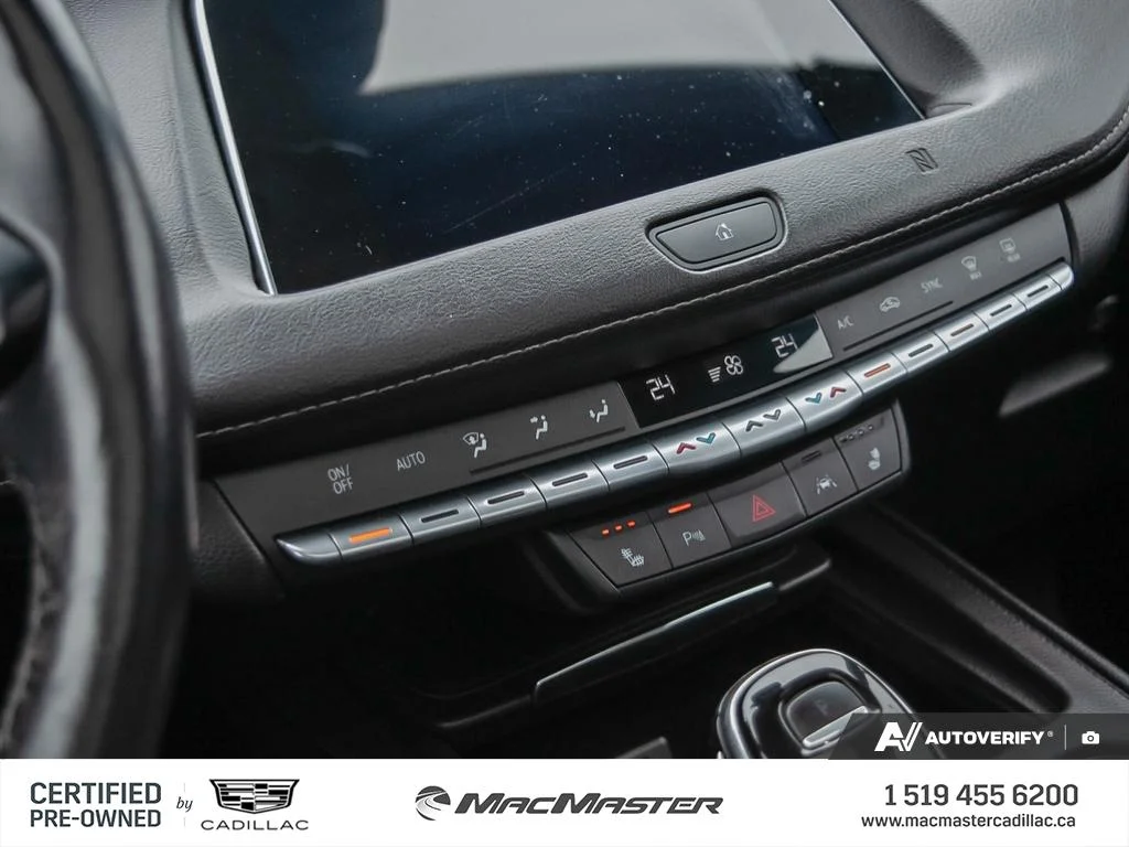 Used 2020  Cadillac Premium Luxury image 23