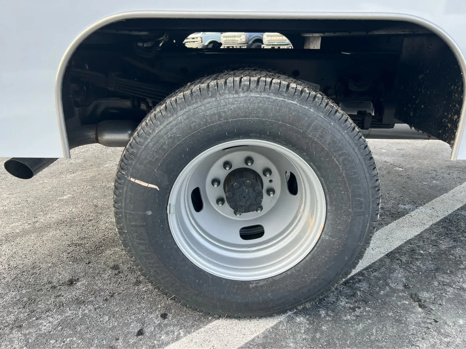2025 Ford F-350 Super Duty Chassis Cab XL - Photo 15