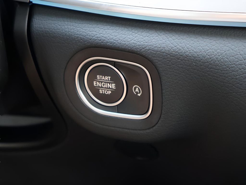 2025 Mercedes-Benz GLS Base - Photo 30