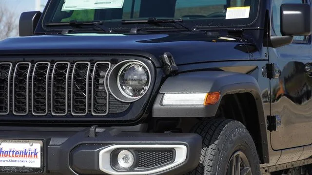 New 2026 Black Clear-Coat Exterior Paint Jeep Sport S image 4
