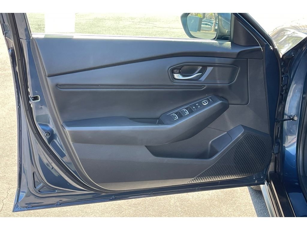 Used 2024 Canyon River Blue Metallic Honda EX image 11