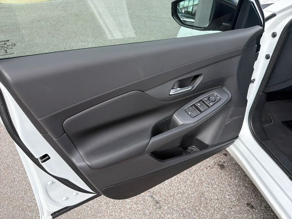 New 2026 Nissan Sentra SV 4D Sedan