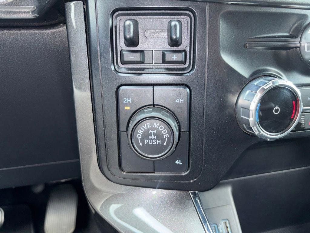 Certified Used 2023 Gray Metallic Ford XLT image 42