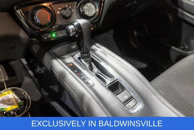 Used 2018  Honda LX image 26