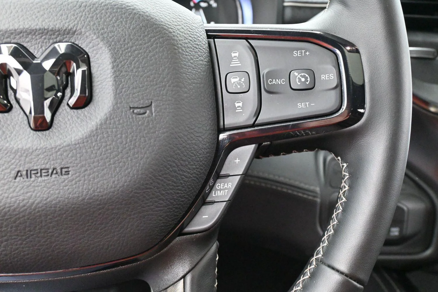 Used 2025 White Ram Limited image 19