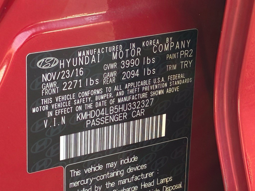 Used 2017 Red Hyundai Sport image 32