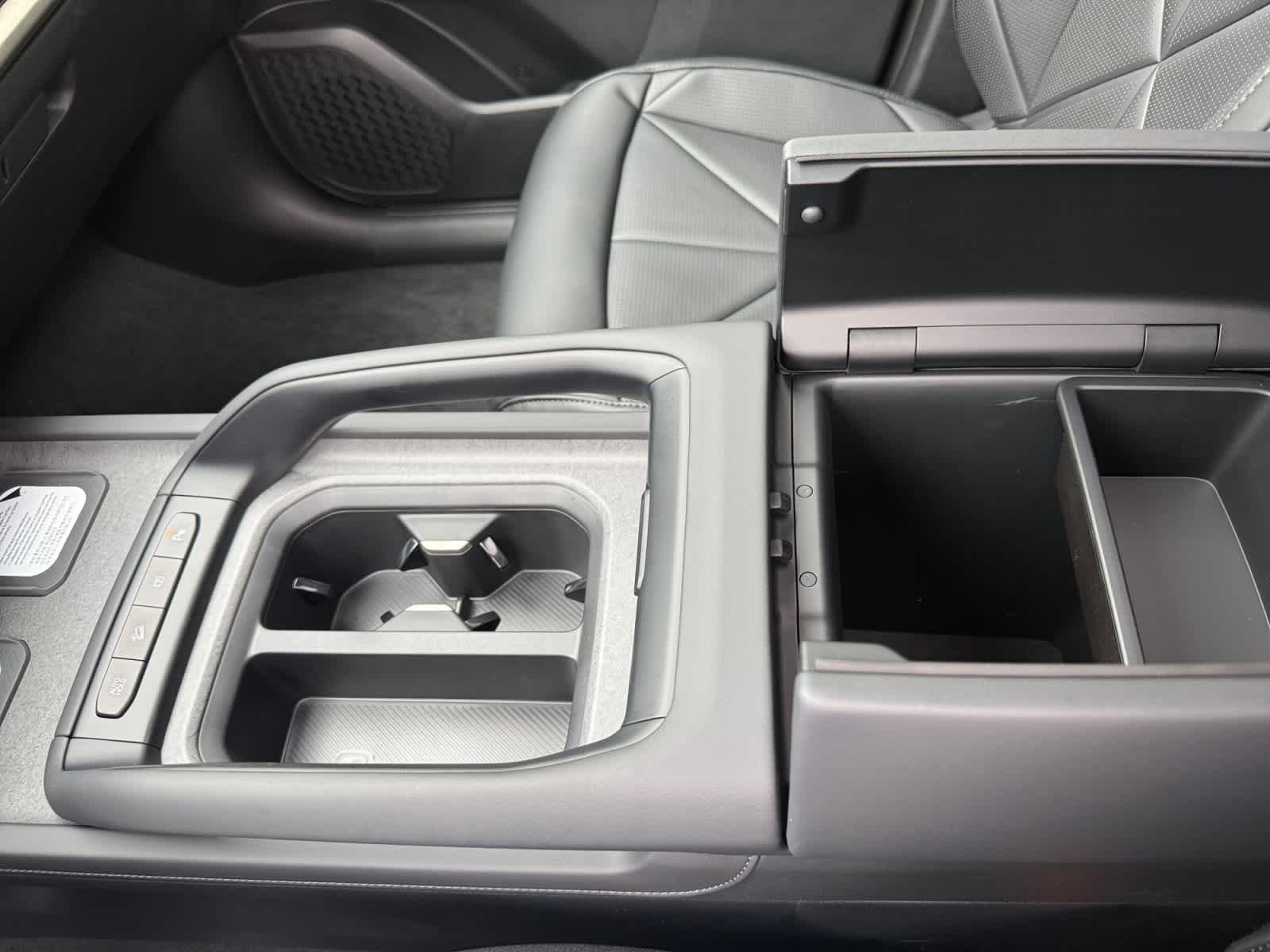New 2027 Ebony Black Kia EX image 18
