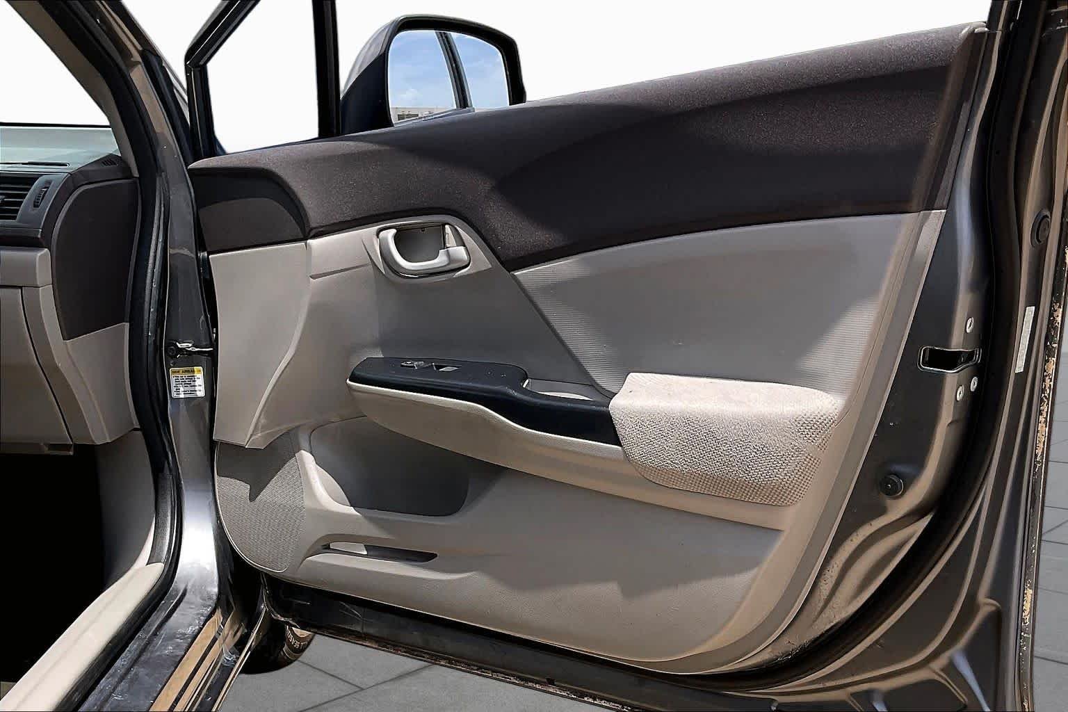 Used 2012 Polished Metal Metallic Honda LX image 39