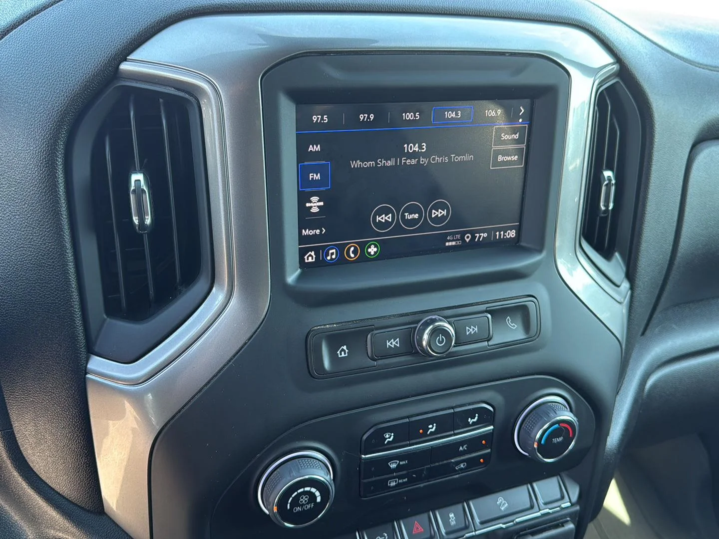 Used 2025 Summit White Chevrolet Custom image 5
