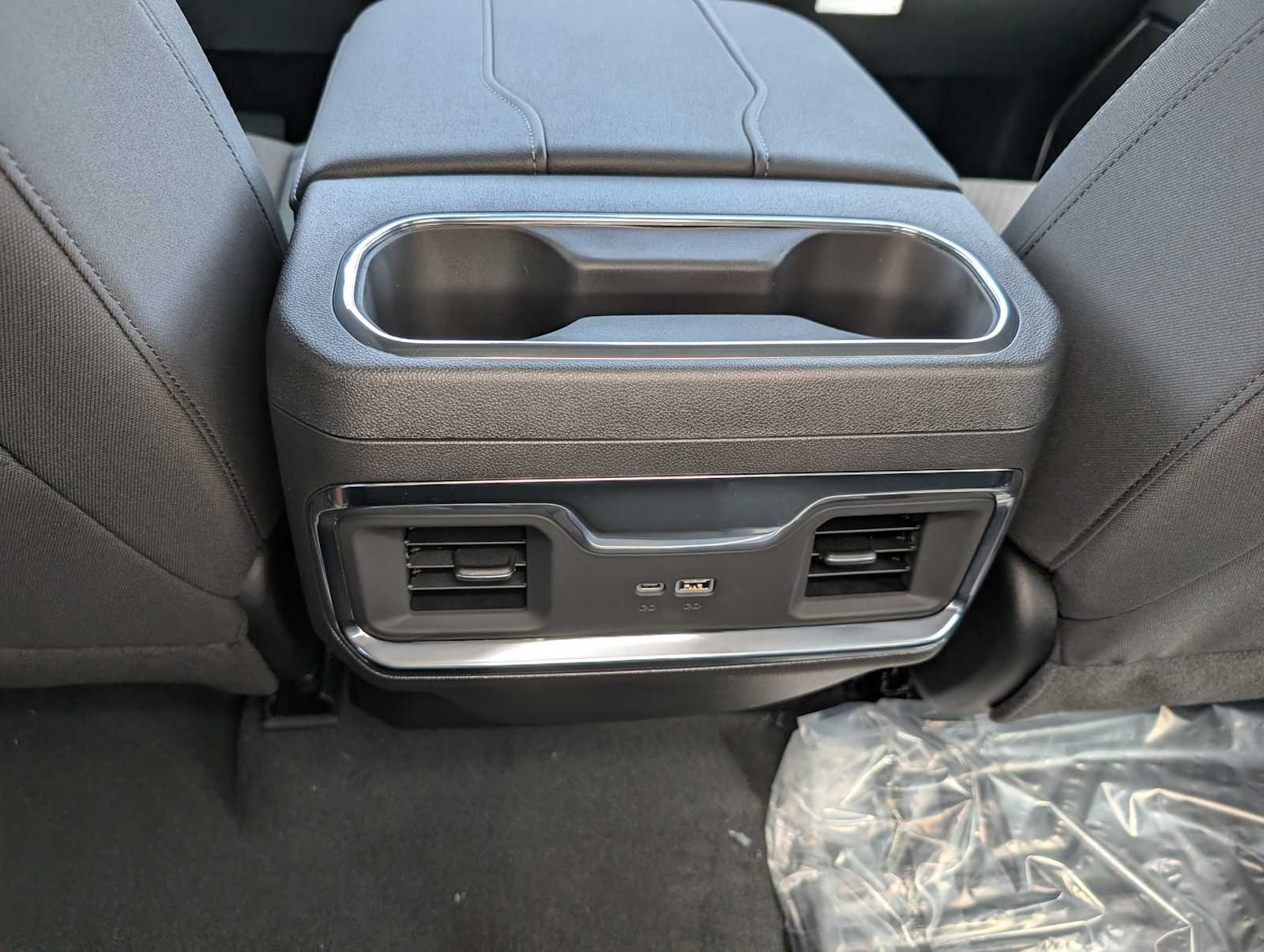 New 2026 Onyx Black GMC Elevation image 17