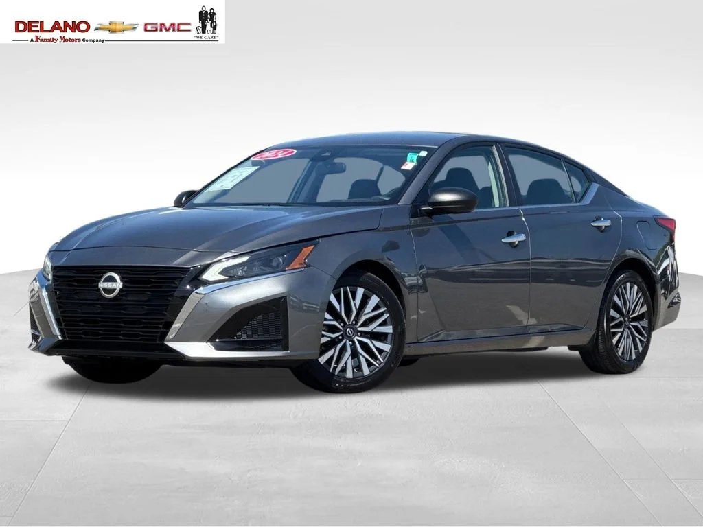 2024 Nissan Altima SV